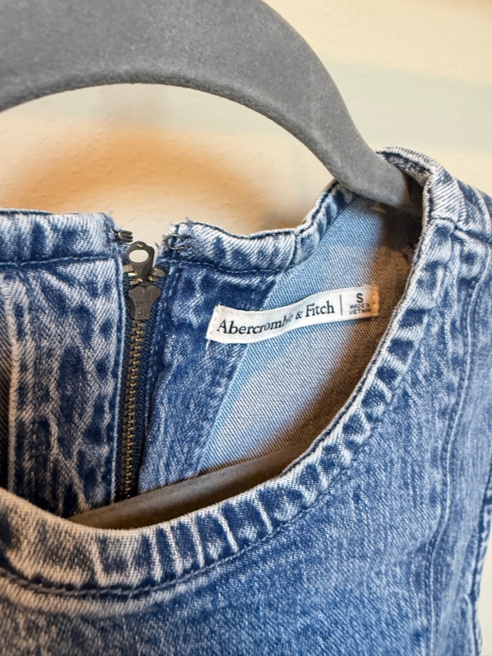 Abercrombie & Fitch Denim Dress - Picture 2 of 5